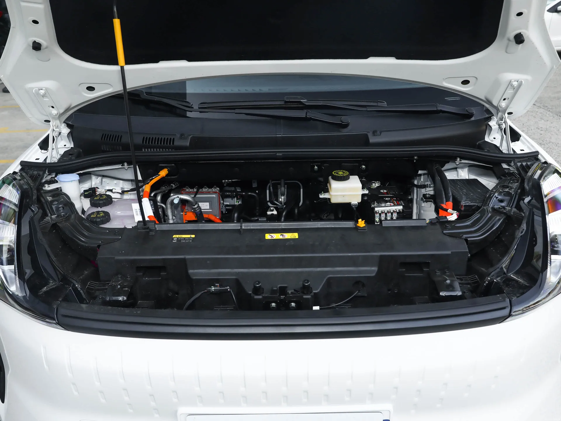 hybrid electric suvs